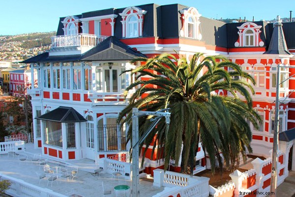 Valparaíso Insider: A Hotelier s Guide to Art, Dining & Stunning Seaport Views