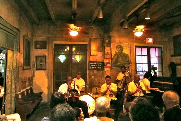 Ultimate New Orleans Travel Guide: Discover the Magic of the Big Easy