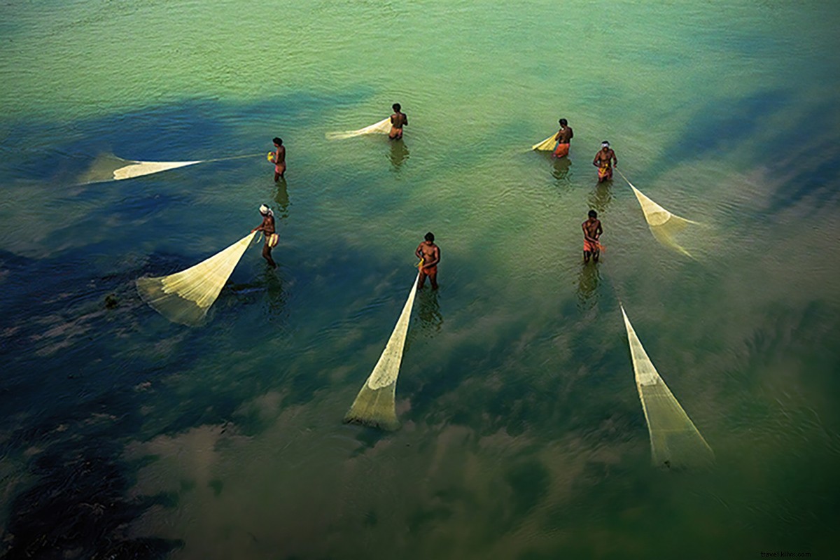 Stunning Drone Views: Life on India s Waters Through Shibasish Saha s Lens