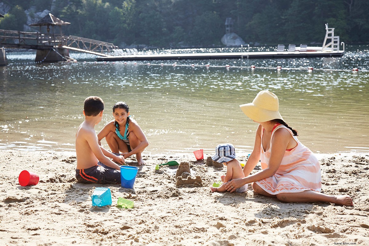 Mohonk Mountain House: Premier All-Seasons Resort in New York s Hudson Valley