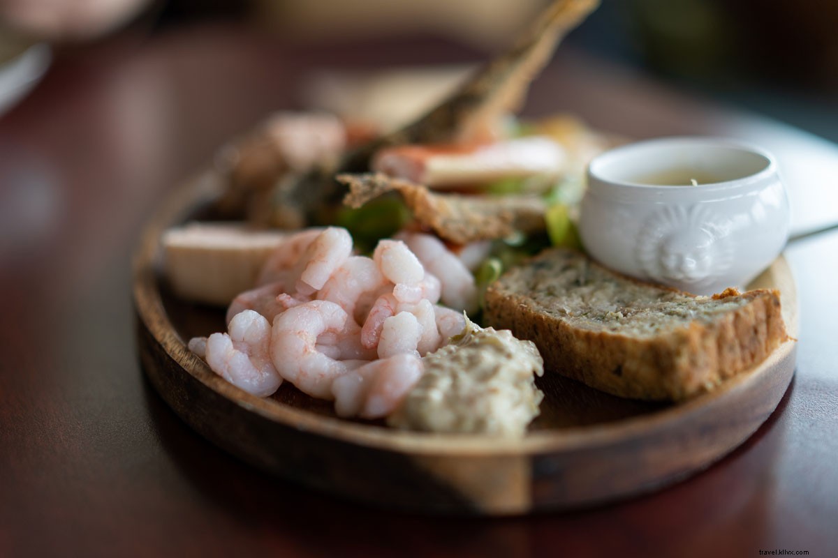 Discover Greenland Responsibly: An Epic Journey to Earth s Remote Frontiers