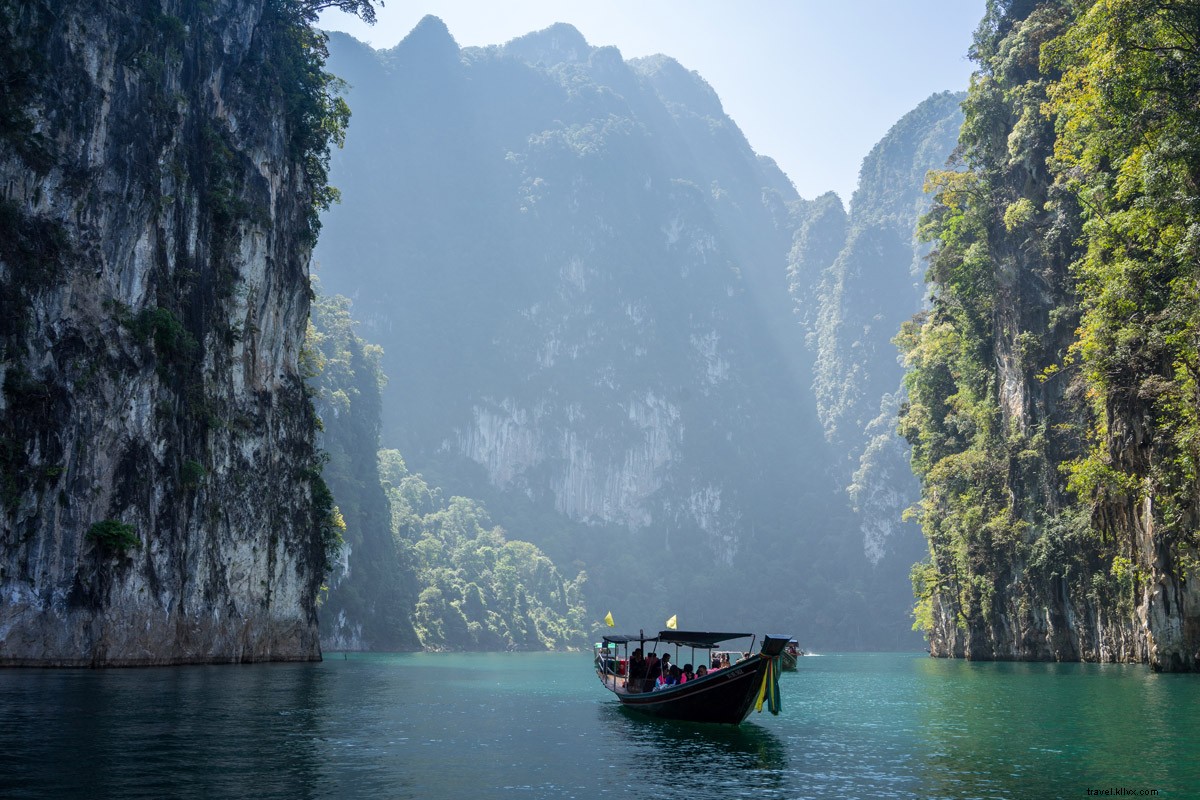 Virtual Tour of Thailand: Armchair Adventures from Home
