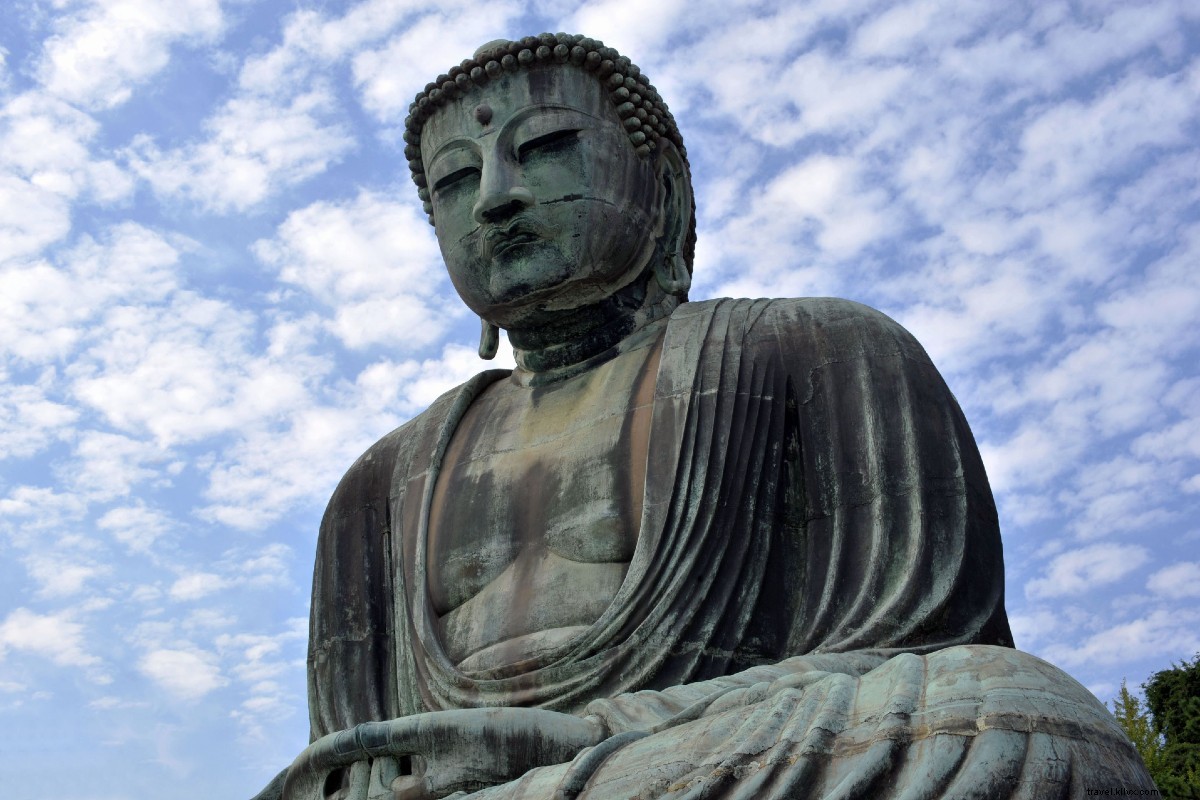 Train Journey from Tokyo: Discover the Great Buddha, Sparkling Lakes & Mt. Fuji Up Close