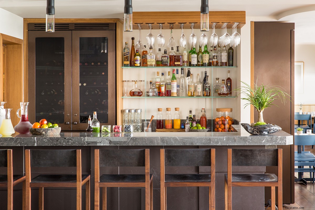 Malibu Beach Inn: Luxurious Oceanfront Retreat on Billionaire s Beach