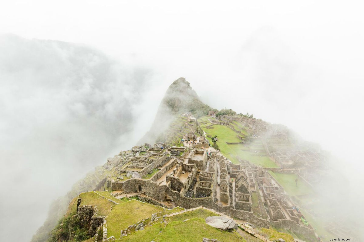 Discover Machu Picchu Anew: Thrilling 360° Train Ride from Ollantaytambo