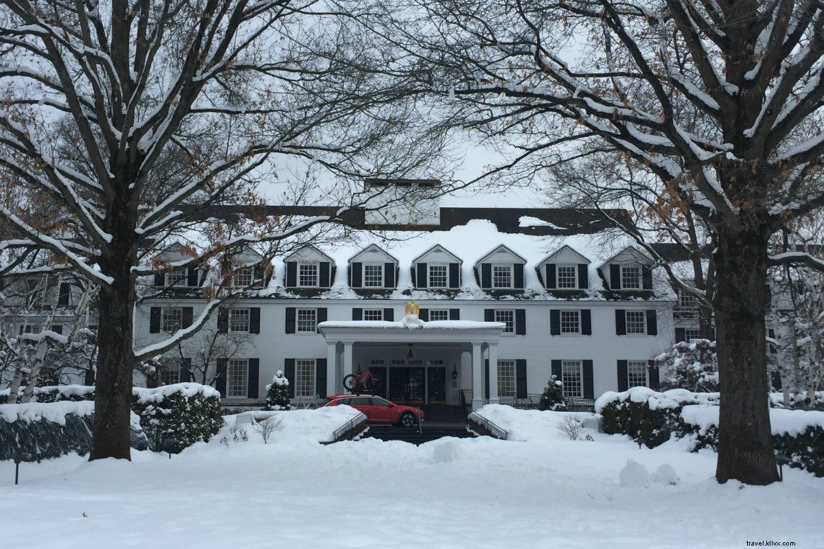 Discover Woodstock, Vermont: Scenic Winter Drives and Family Road Trip Bliss