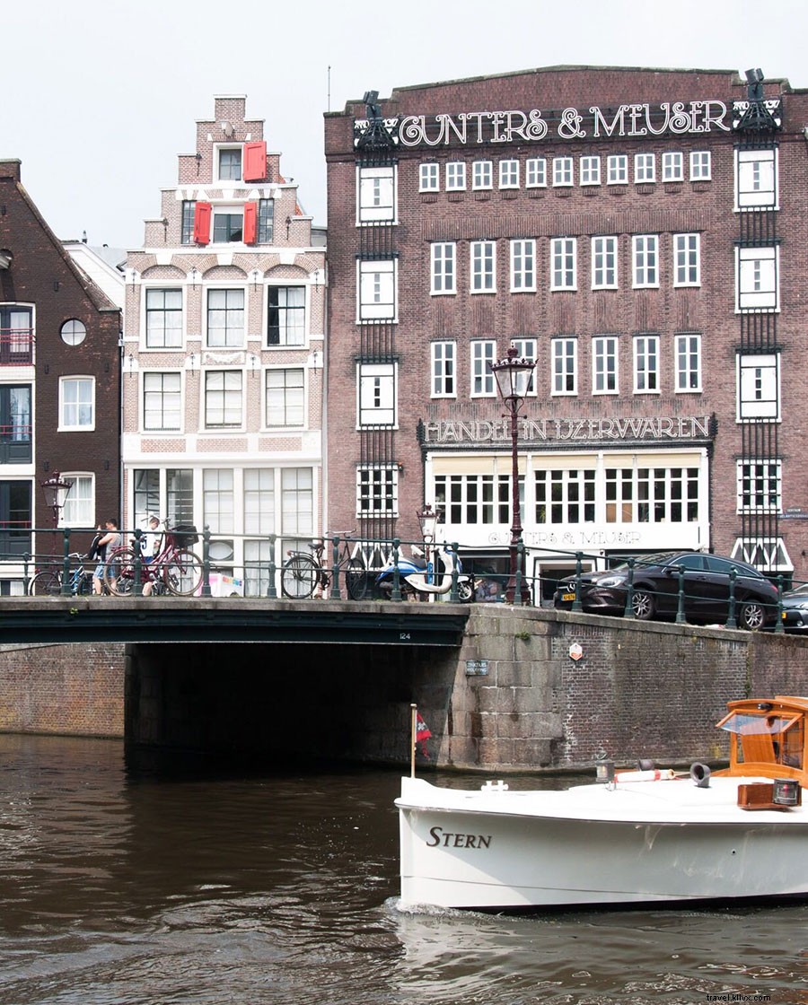 Sisilia Tiseli: Capturing Faraway Wonders in Soothing Hues