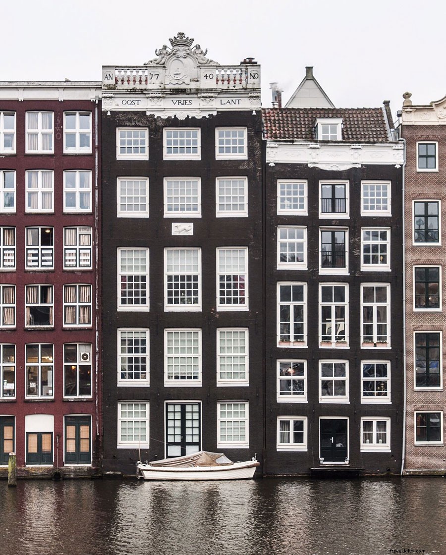 Sisilia Tiseli: Capturing Faraway Wonders in Soothing Hues