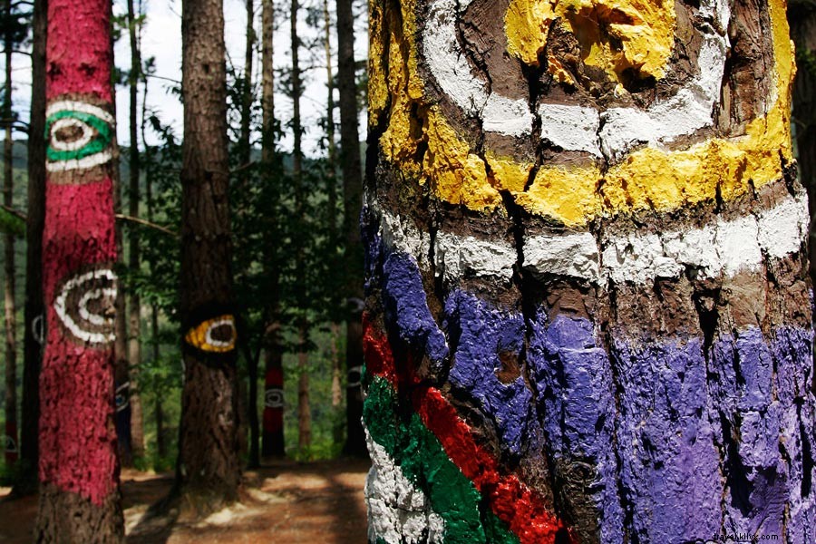 1,000 Iconic Places to Visit and Selfie: Your Ultimate Travel Checklist