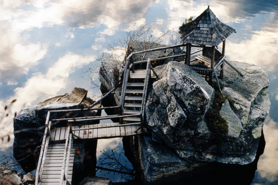 Rediscovering Childhood Bliss at Mohonk Mountain House: A Timeless Upstate NY Escape