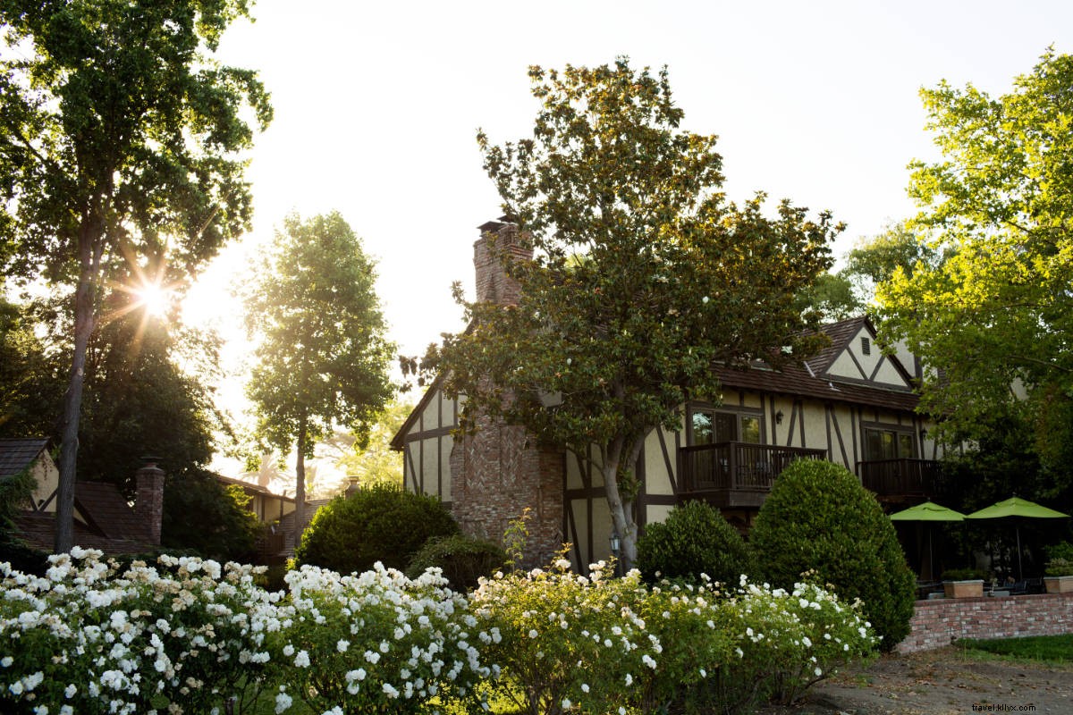 Harvest Inn: Your Cozy Village Retreat in the Heart of Napa Valley