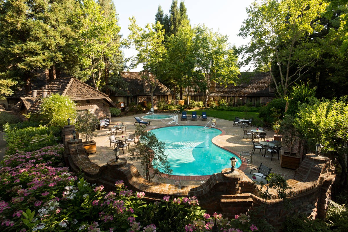 Harvest Inn: Your Cozy Village Retreat in the Heart of Napa Valley