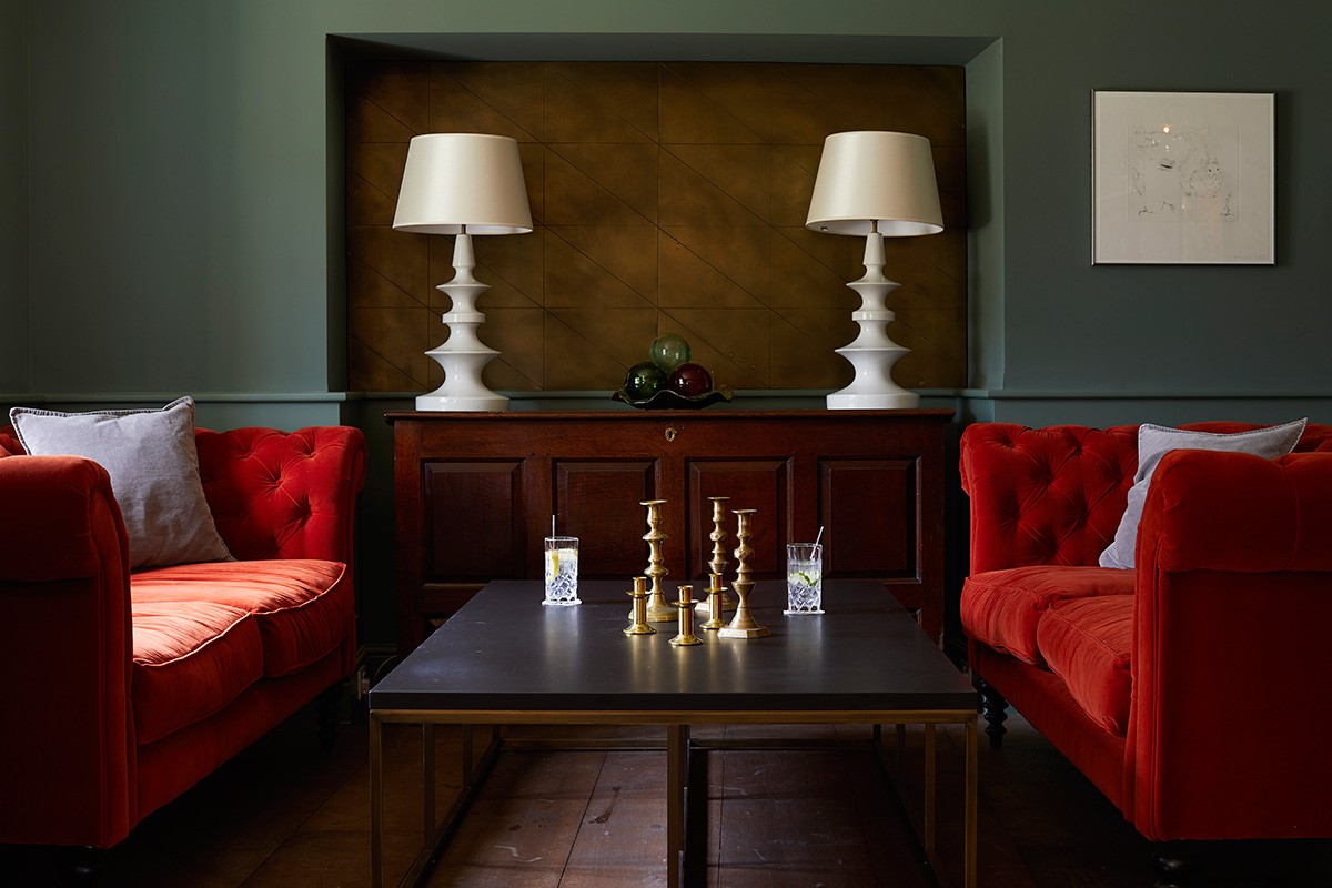 Elegant Cotswolds Inn: Affordable Luxury in England s Charming Countryside