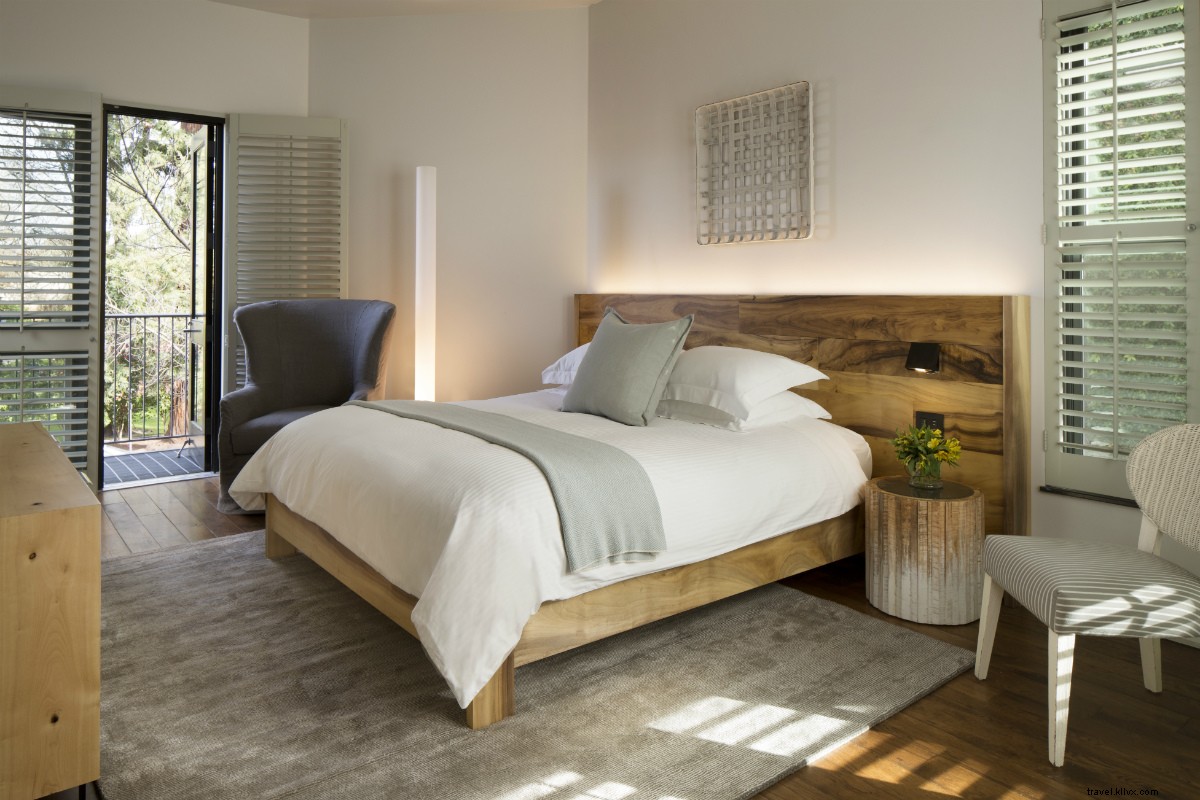 Hotel Healdsburg: Rustic Country Charm Meets Urban Sophistication in Sonoma