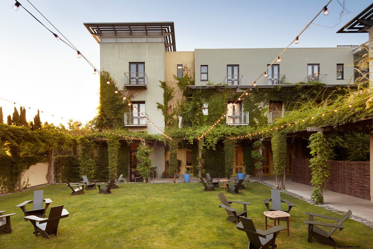 Hotel Healdsburg: Rustic Country Charm Meets Urban Sophistication in Sonoma