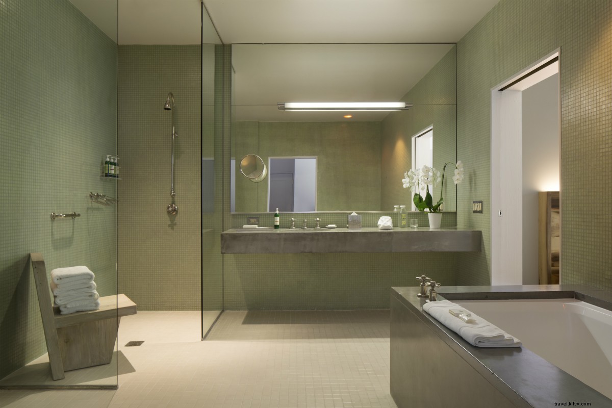 Hotel Healdsburg: Rustic Country Charm Meets Urban Sophistication in Sonoma