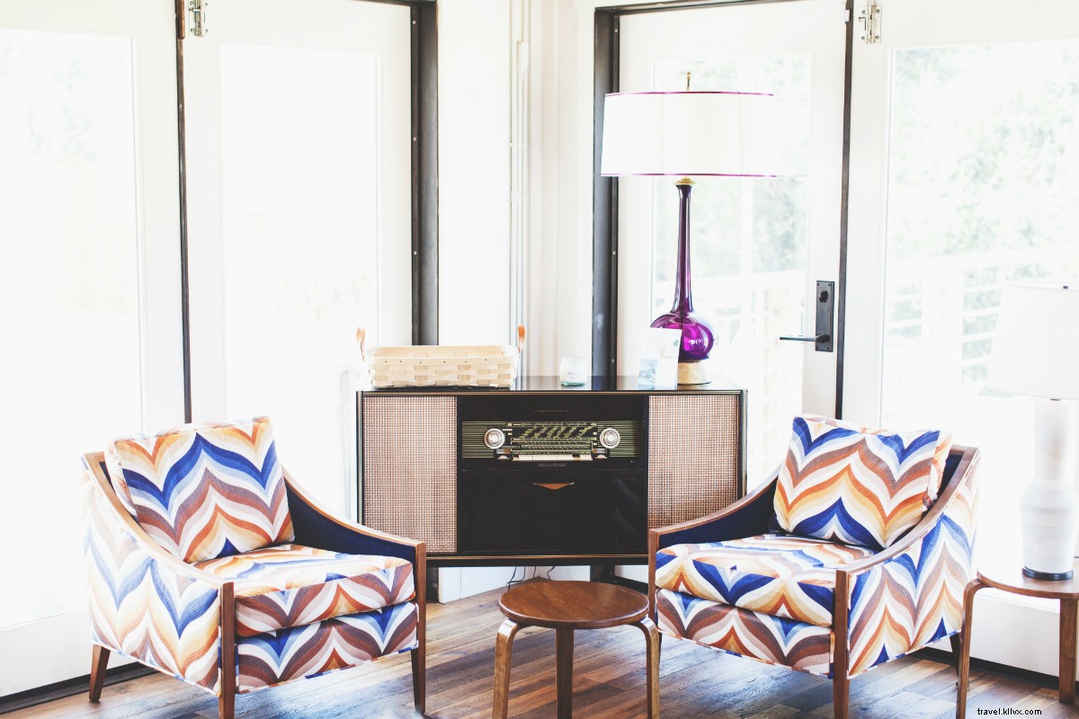 Revitalized 1950s Skyview Motel: Stunning Americana Transformation in Los Alamos, California