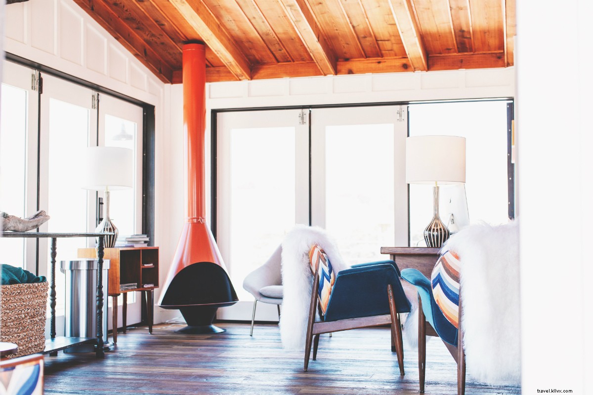 Revitalized 1950s Skyview Motel: Stunning Americana Transformation in Los Alamos, California