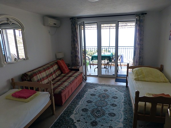 Ultimate Guide to Renting Short-Term Apartments for Stress-Free Travel