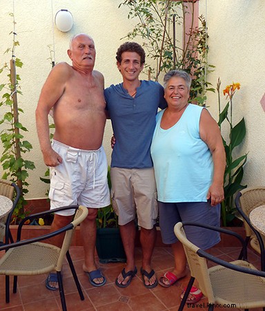 Ultimate Guide to Renting Short-Term Apartments for Stress-Free Travel