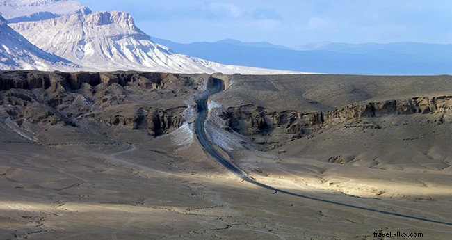 Travel Long Distances on a Budget: Smart Tips to Save Big