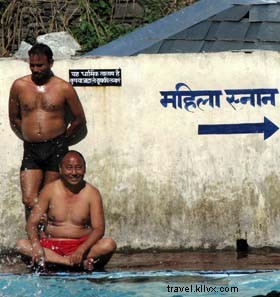 Beat the Heat: Expert Tips for Traveling in Extreme Hot Weather