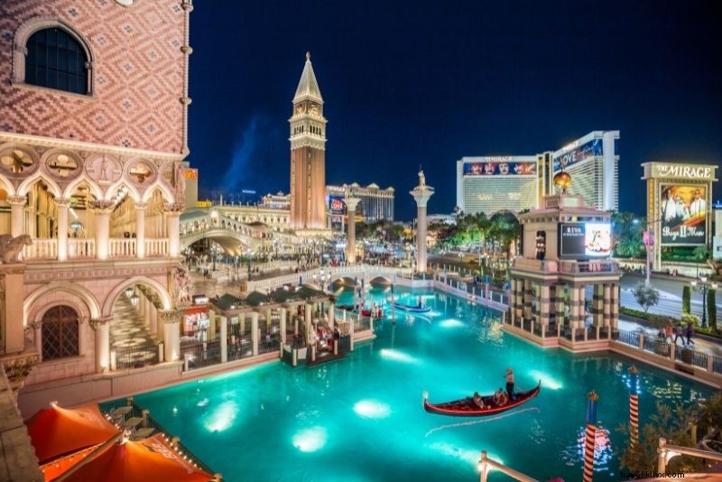 55 Unforgettable Romantic Things to Do in Las Vegas for Couples