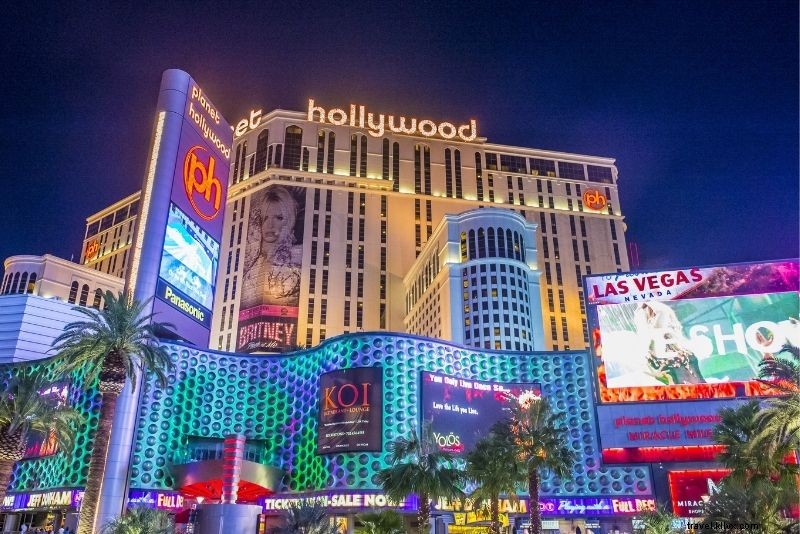 55 Unforgettable Romantic Things to Do in Las Vegas for Couples