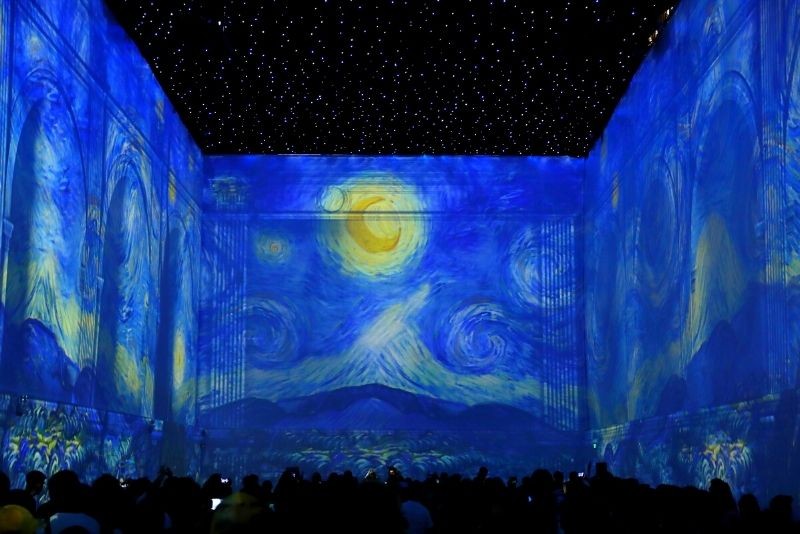 55 Unforgettable Romantic Things to Do in Las Vegas for Couples