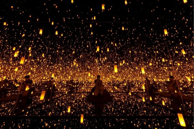 55 Unforgettable Romantic Things to Do in Las Vegas for Couples