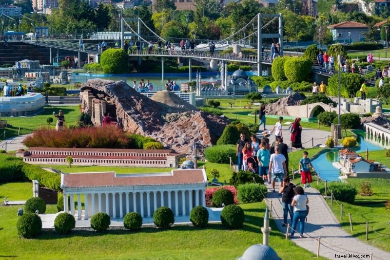 Discover 62 Fun & Unusual Things to Do in Istanbul, Turkey