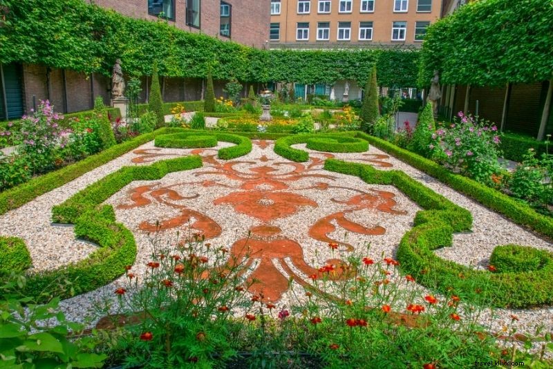 Discover 80 Fun & Unusual Things to Do in Amsterdam