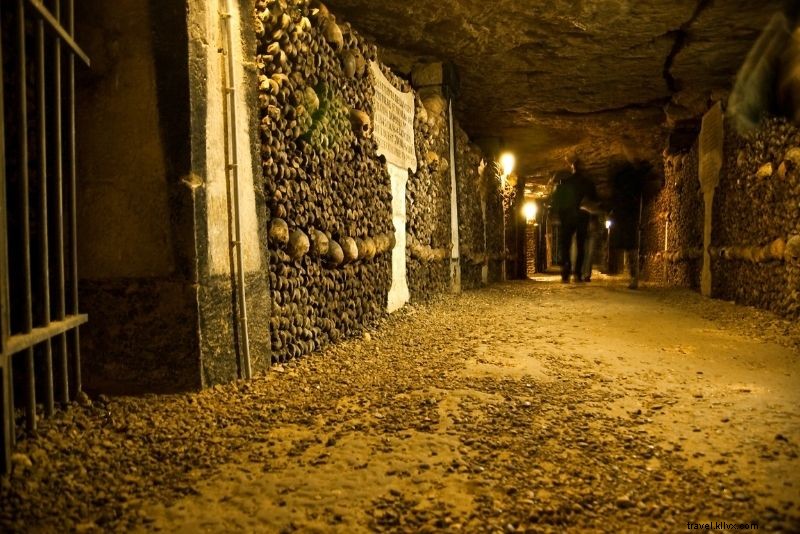 Discover 100 Fun & Unusual Things to Do in Paris, France