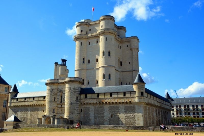 Discover 100 Fun & Unusual Things to Do in Paris, France