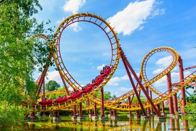 Discover 100 Fun & Unusual Things to Do in Paris, France