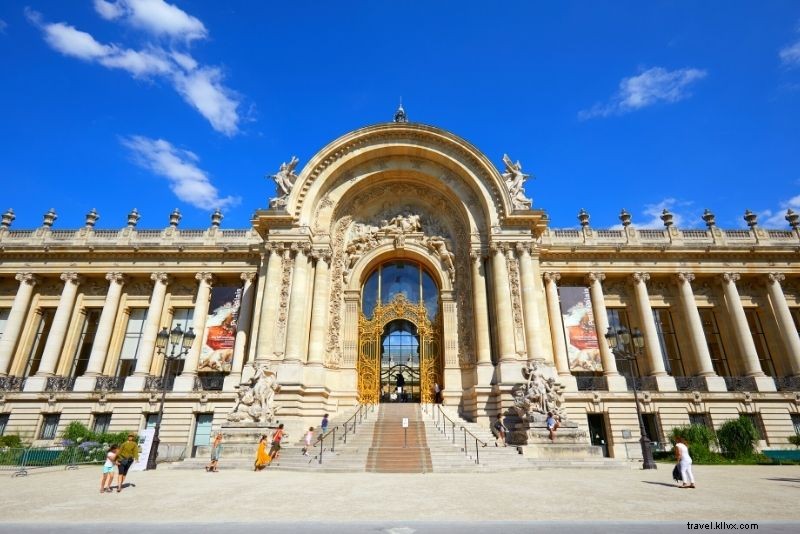 Discover 100 Fun & Unusual Things to Do in Paris, France