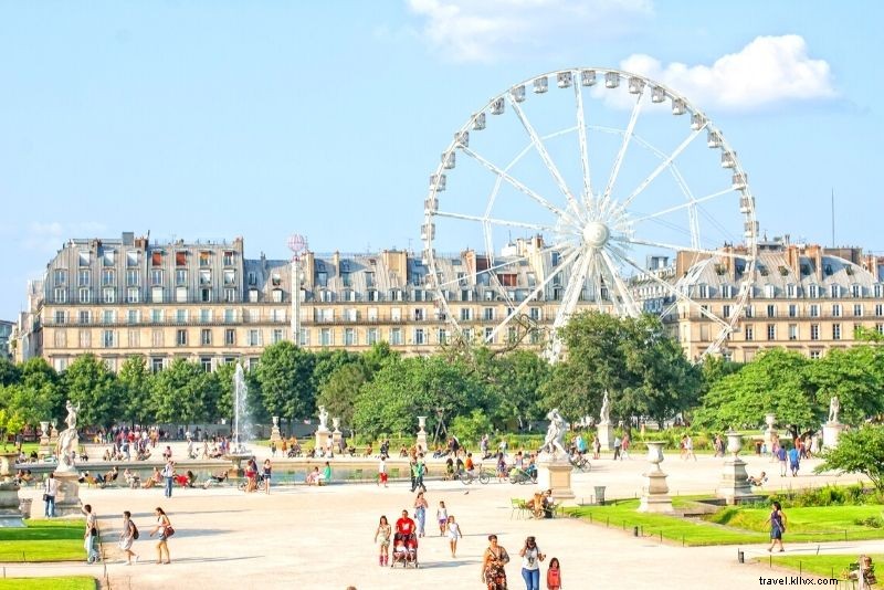 Discover 100 Fun & Unusual Things to Do in Paris, France