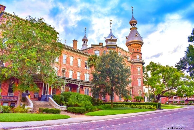 60 Exciting Things to Do in Tampa, Florida: Beaches, Nightlife & Theme Parks