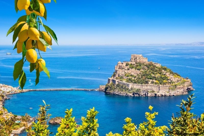 Ultimate Guide: 40 Best Things to Do in Naples, Italy