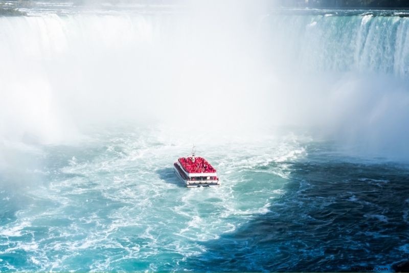 14 Best Niagara Falls Boat Tours: Maid of the Mist, Hornblower & More