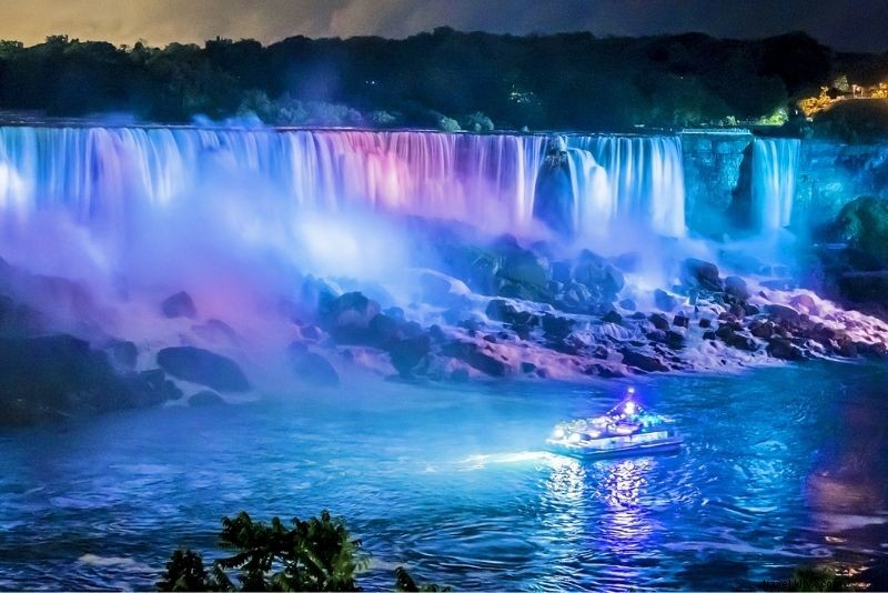 14 Best Niagara Falls Boat Tours: Maid of the Mist, Hornblower & More