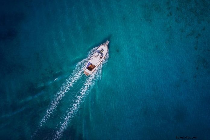 12 Best Websites for Boat Rentals & Yacht Charters Worldwide