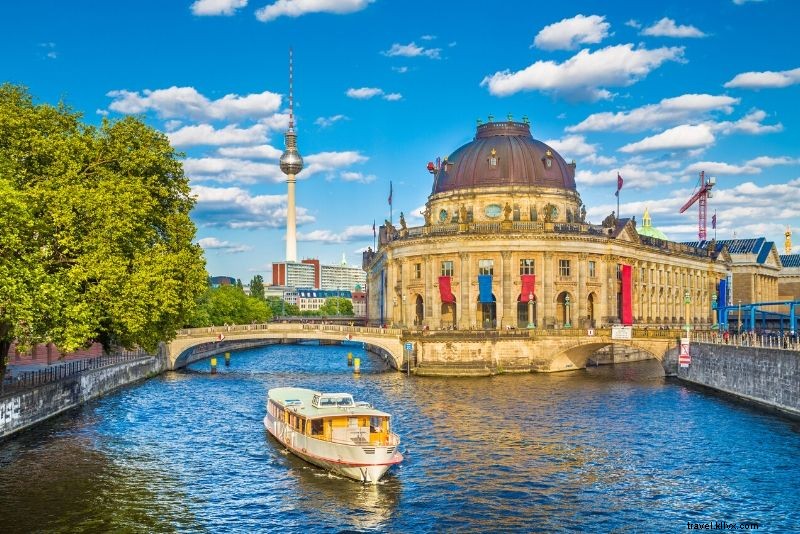 Top 16 Free Walking Tours in Berlin: Explore Iconic Sights on a Budget