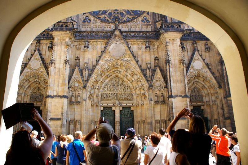 Ultimate Guide to Free Walking Tours in Prague: Explore 1000 Years of History
