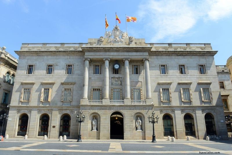 Top 25 Free Walking Tours in Barcelona: Explore Like a Local