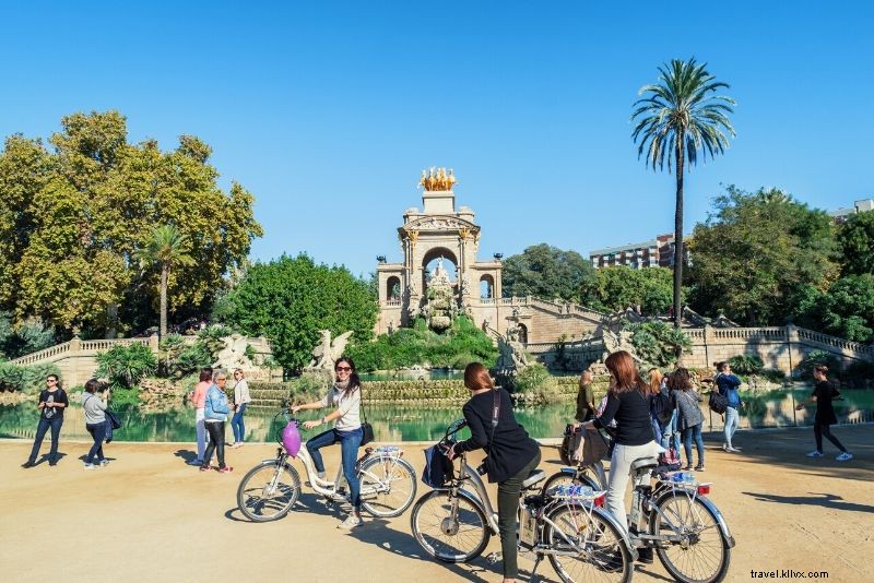 Top 25 Free Walking Tours in Barcelona: Explore Like a Local