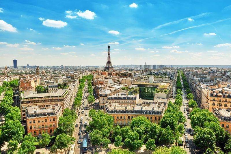 Top 15 Free Walking Tours in Paris: Explore Iconic Landmarks & Hidden Gems