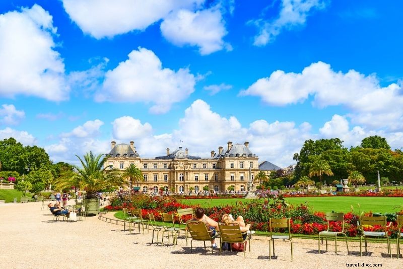 Top 15 Free Walking Tours in Paris: Explore Iconic Landmarks & Hidden Gems