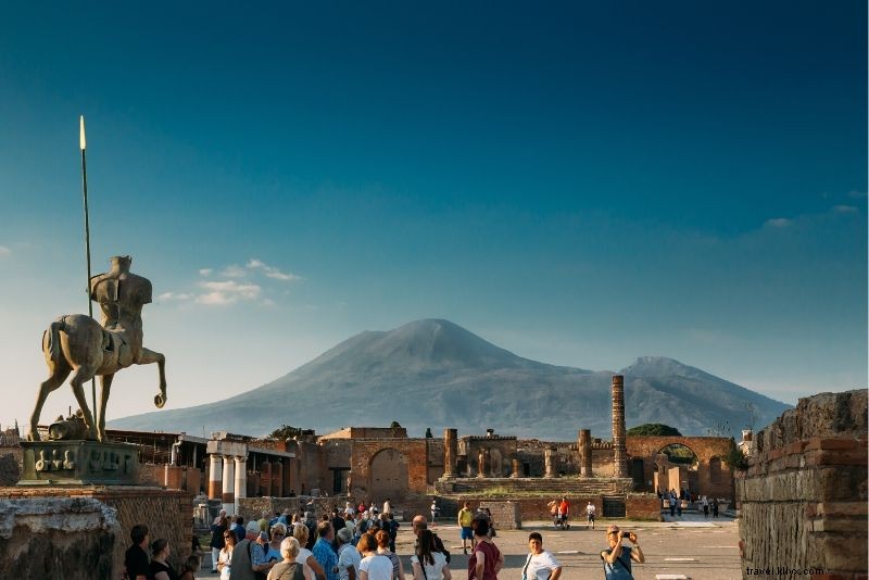 Top 23 Best Pompeii Tours: Expert Guides to Ancient Roman Ruins