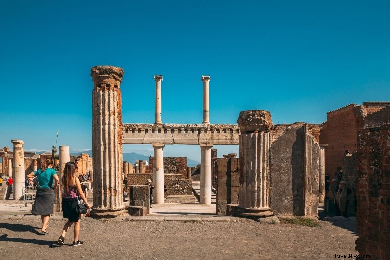 Top 23 Best Pompeii Tours: Expert Guides to Ancient Roman Ruins